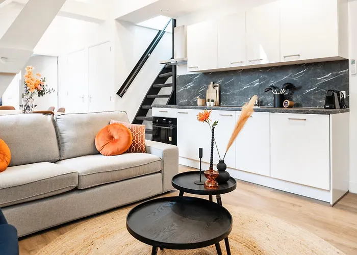 Newly Renovated With Fast Wifi, Near Poppodium013 *