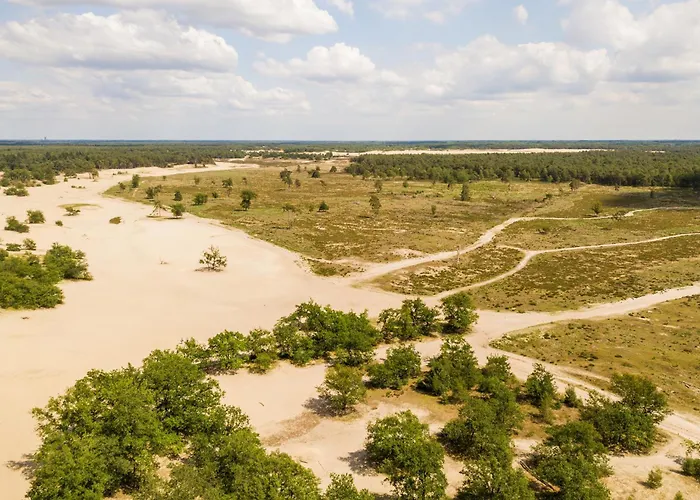 Apartament Newly Renovated With Fast Wifi, Near Poppodium013