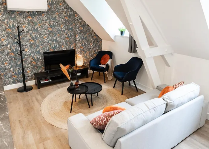 Newly Renovated With Fast Wifi, Near Poppodium013 *